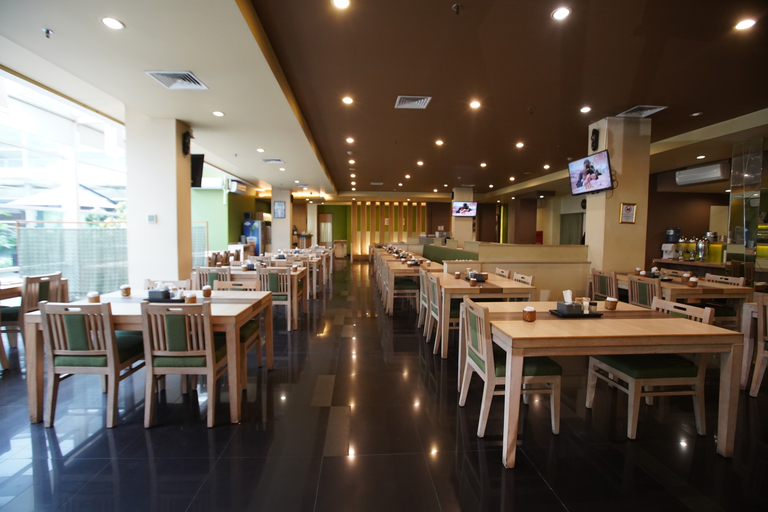 Food & Drinks 4, TreePark Hotel Karawang, Karawang