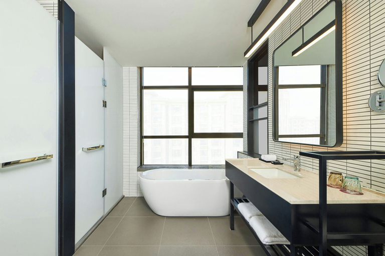 Bathroom 3, Aloft Shijiazhuang, Shijiazhuang