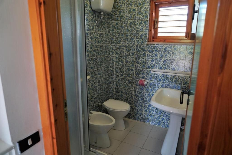 Bathroom, Villaggio le Palatine, Matera