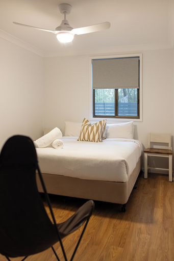 Bedroom 3, Pokolbin Cottages, Singleton