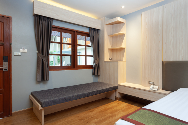 Bedroom 13