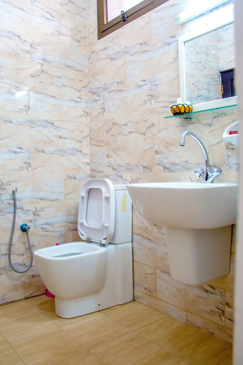 Bathroom 4, Sleep Inn Hotel Kariakoo, Ilala