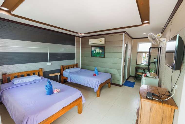 Bedroom 6