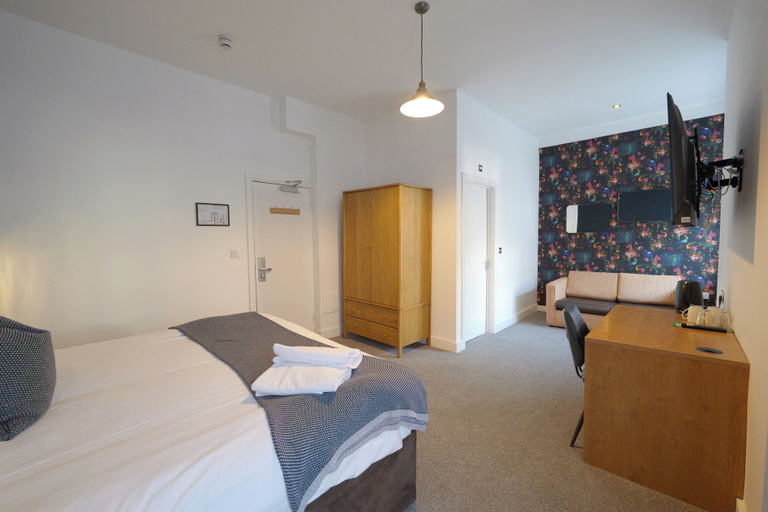 Bedroom 2, The Lord Nelson Hotel, Pembrokeshire