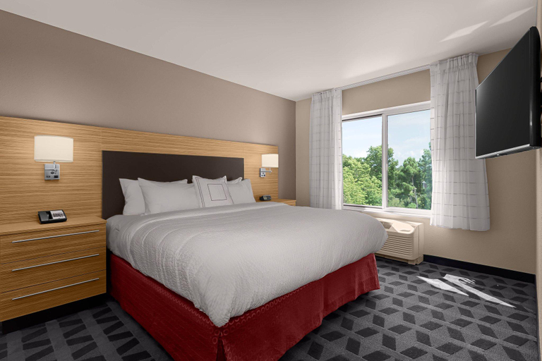 Bedroom 2, TownePlace Suites Charleston Mt. Pleasant, Charleston