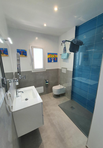 Bathroom 3, Appartamenti delfini terza spiaggia, Olbia-Tempio
