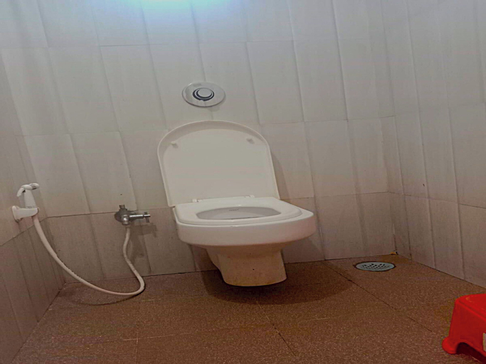 Bathroom 3, Devansh Villa, Satara