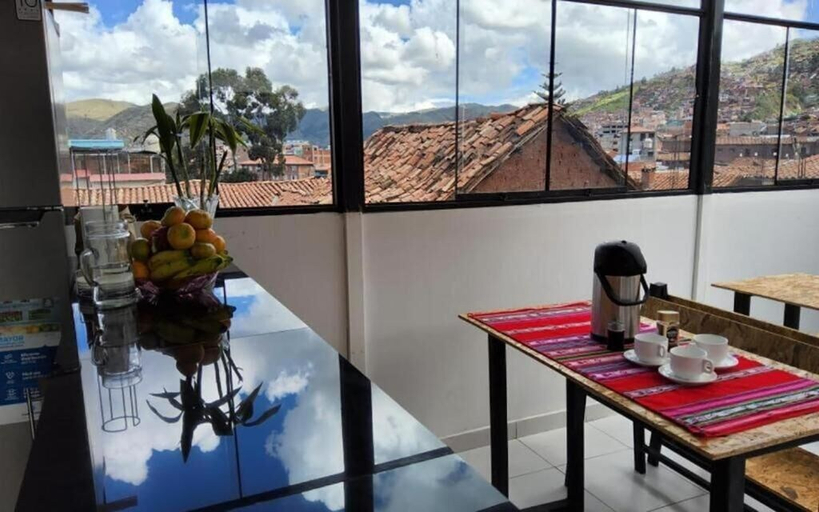 Others 5, Peru in hostel, Cusco