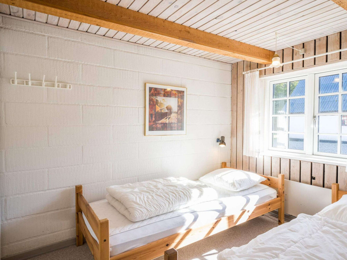 Bedroom 2, 4 Person Holiday Home in Norre Nebel, Varde