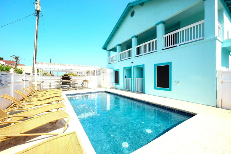 Sport & Beauty 3, Retreats at Lantana 4 Plex, Cameron