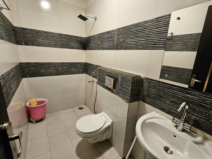 Bathroom 2