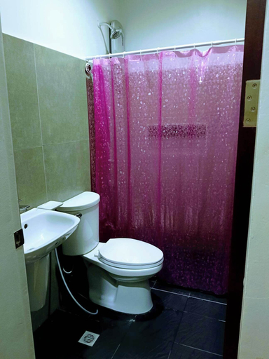 Bathroom 5, 2020 Travelers Inn, Dumaguete City