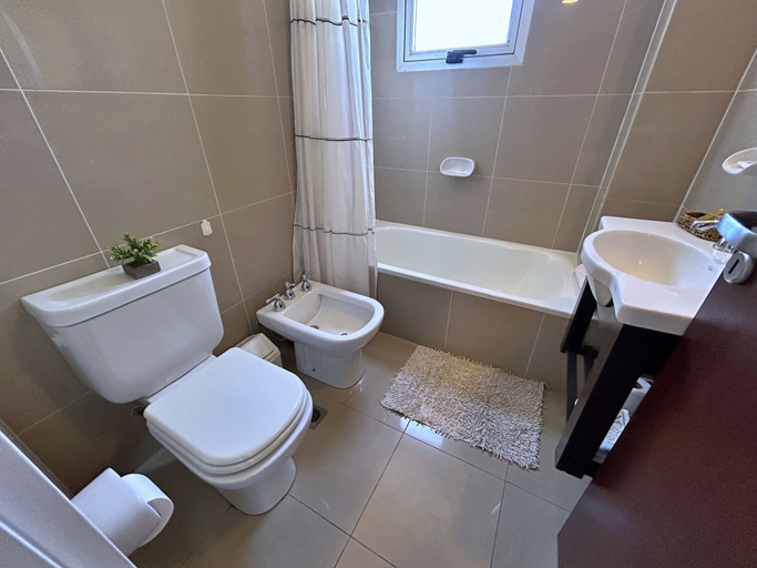 Bathroom 4, Patagonia Home Center, Ushuaia