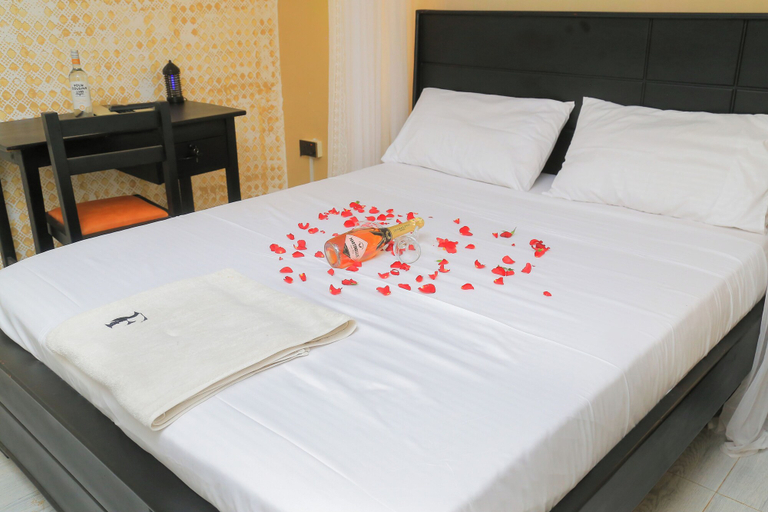 Bedroom 3, Fuego Hotel, Kampala