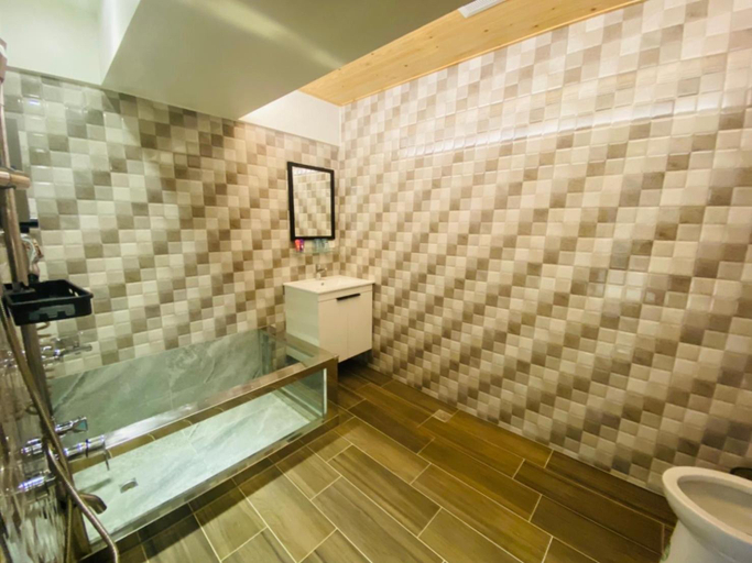 Bathroom 3, Have Fun Hotel, Yilan