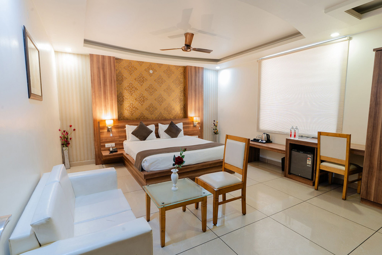 Fabhotel Signature Inn, Jaipur