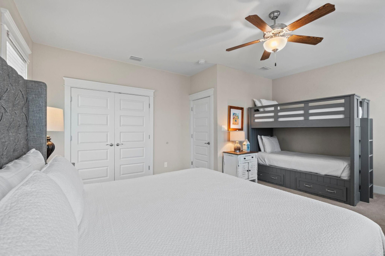Bedroom 2, Battery 20, Baldwin