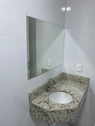 Bathroom 3, Bueno's Hotel Francisco Beltrão, Francisco Beltrão