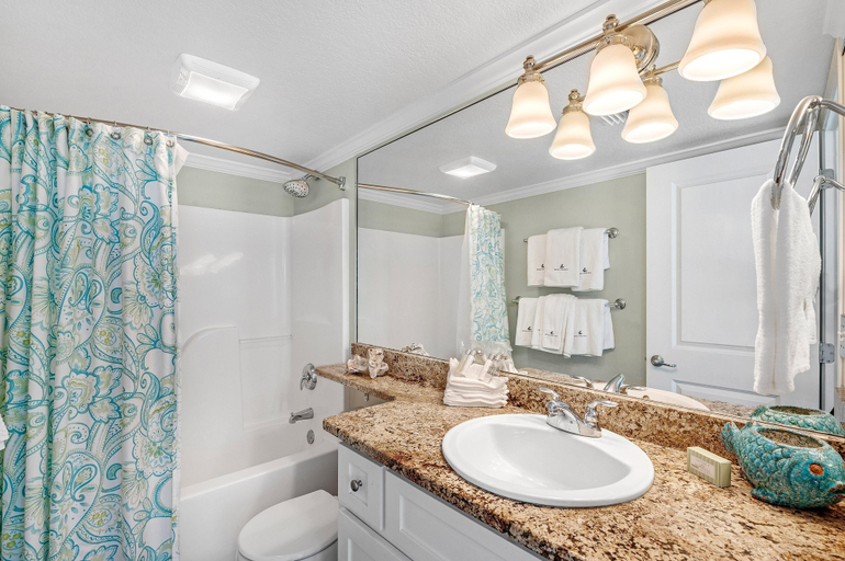 Bathroom 3, Perdido Towers East 1003, Escambia