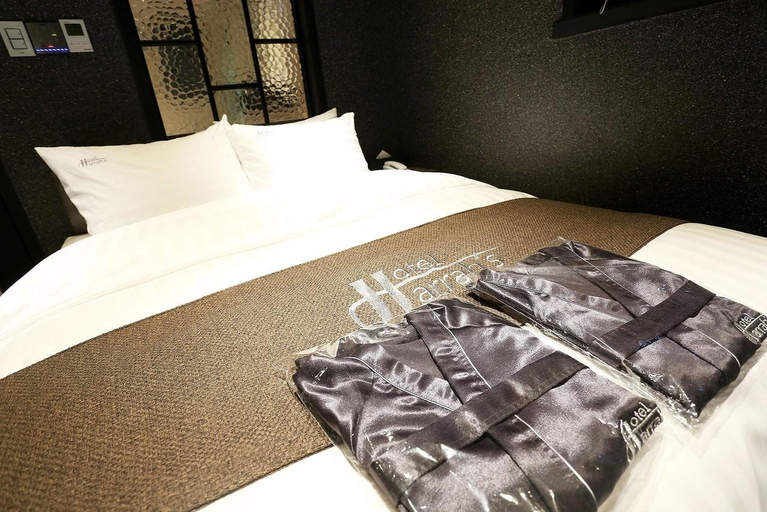 Bedroom 12