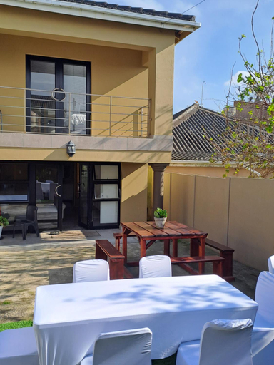 Others 4, Fountain Beach House-Elabahambi, Buffalo City