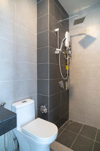 Bathroom 2, Urban Suites By Bold@Seaview, Pulau Penang