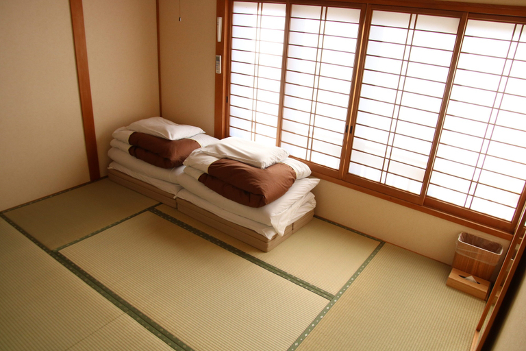 Bedroom 5, J-Hoppers Kumano Yunomine Guesthouse - Hostel, Kyōtanabe