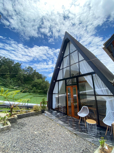 Exterior 7