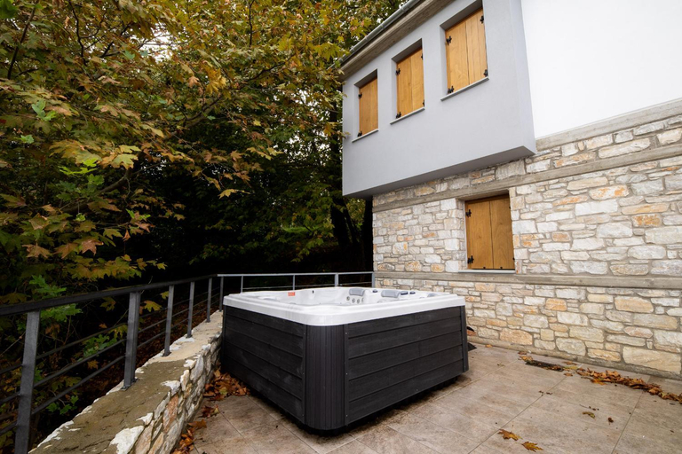 Others 2, EPOS hotel, Thessaly