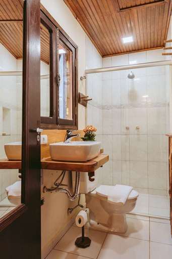 Bathroom, Recanto Beija-Flor - Monte Verde, Camanducaia