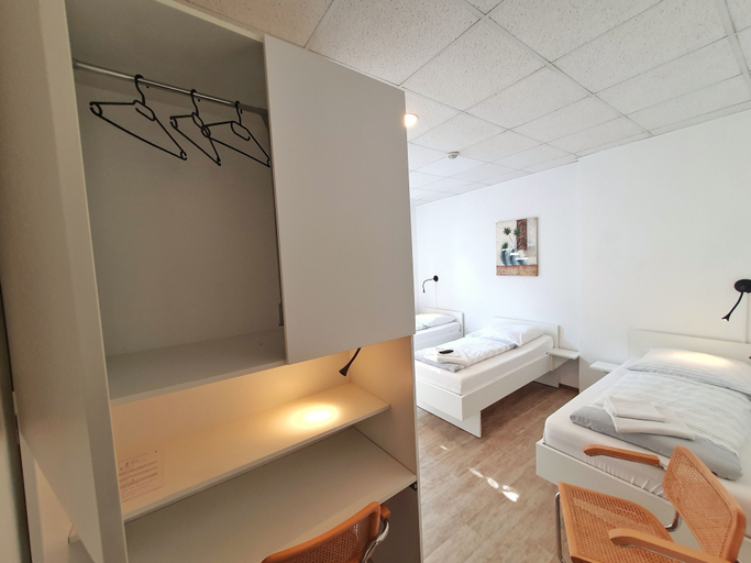 Bedroom 16