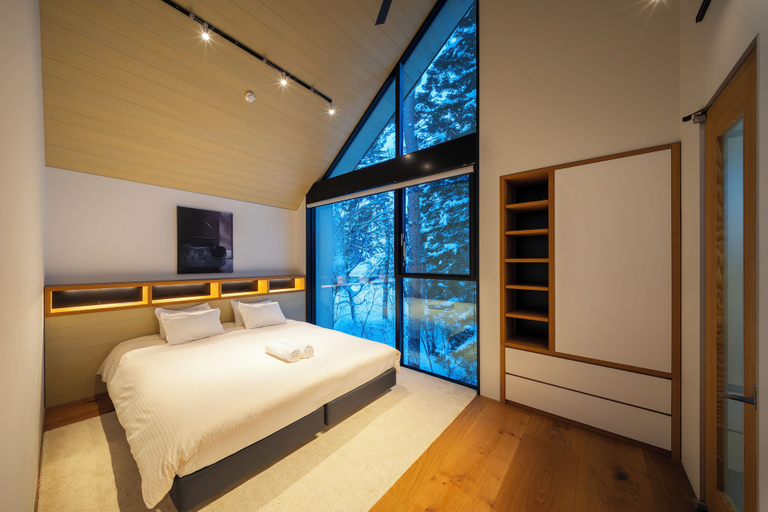 Bedroom 2, Prominence, Hakuba