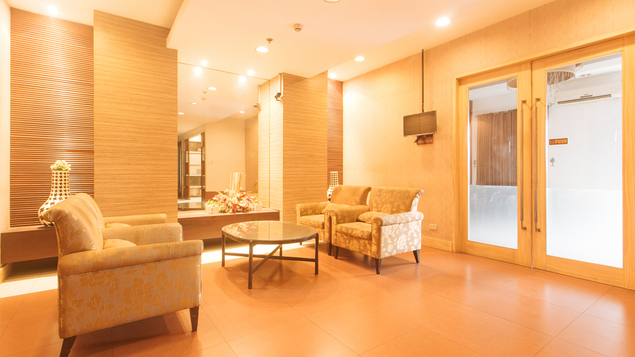 Others 5, Torre Venezia Suites by RedDoorz, Quezon City