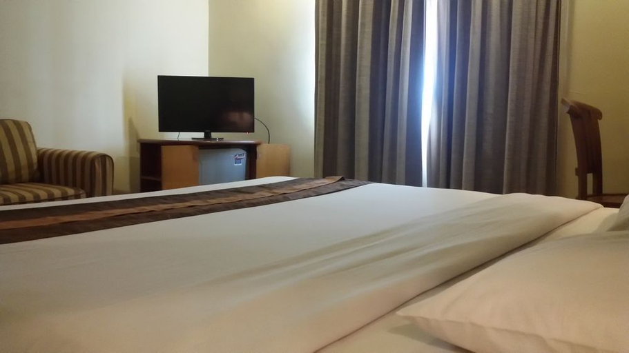 Bedroom 4, Bulevar Jakarta, West Jakarta