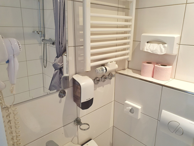 Bathroom 5