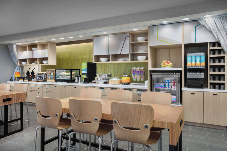 Food & Drinks 5, Home2 Suites By Hilton Laredo North, Webb
