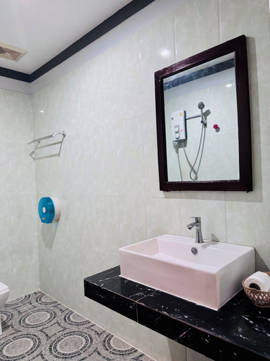 Bathroom 4, Golden Bakong Boutique, Siem Reap