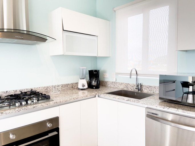 Room 2, Residences C14-1d in Chame, Chame