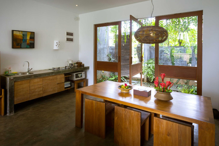 Dining Room 14