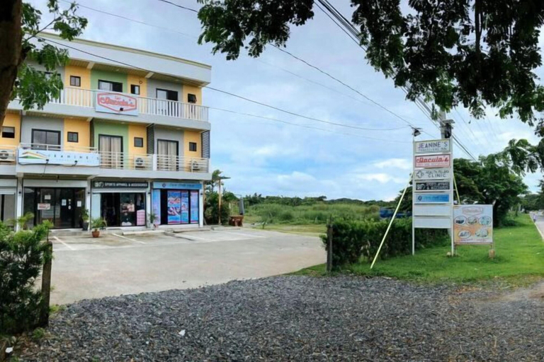 Exterior & Views 2, Jeanines Travellers Inn by RedDoorz, Morong
