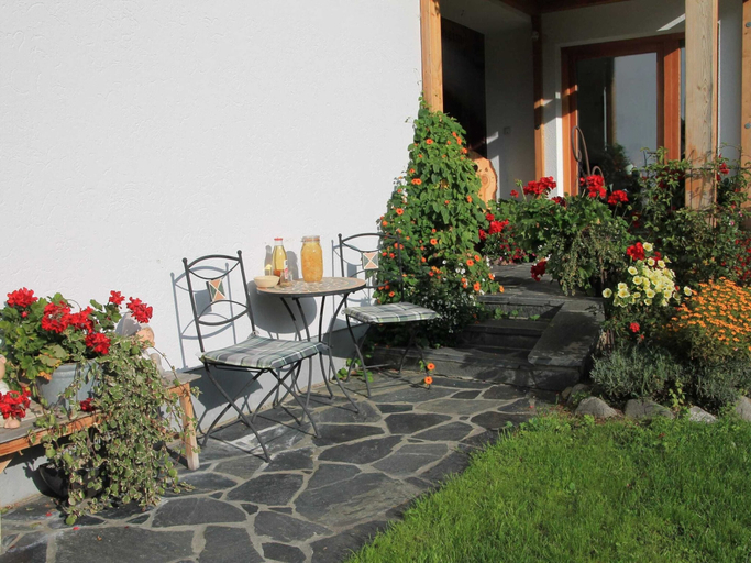 Others 3, Nice Apartment in Umhausen With a Terrace, Imst