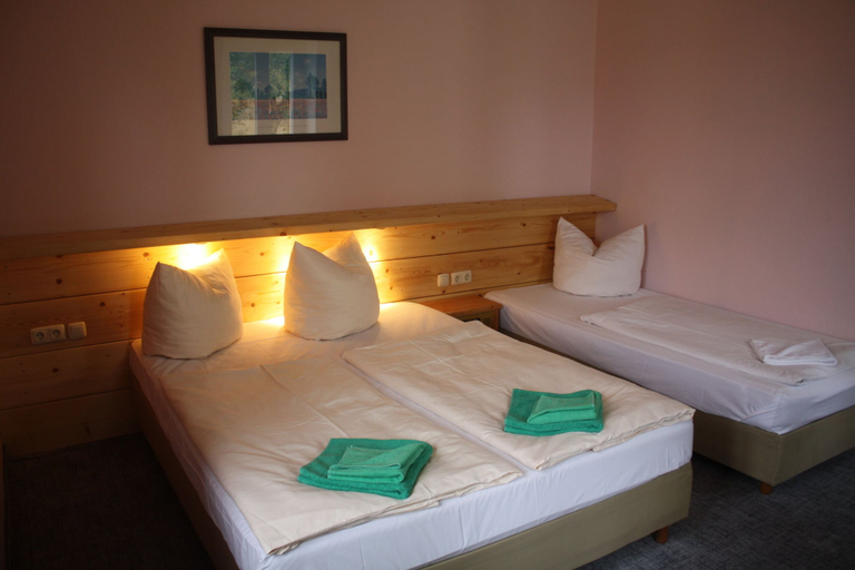 Bedroom 2, Ferienstudio, Erzgebirgskreis