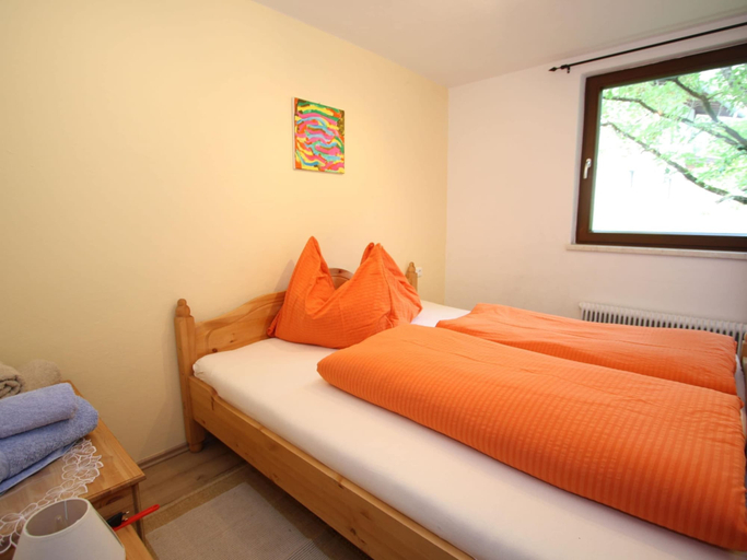 Bedroom, Apartment in Niedernsill With Garden Views, Zell am See