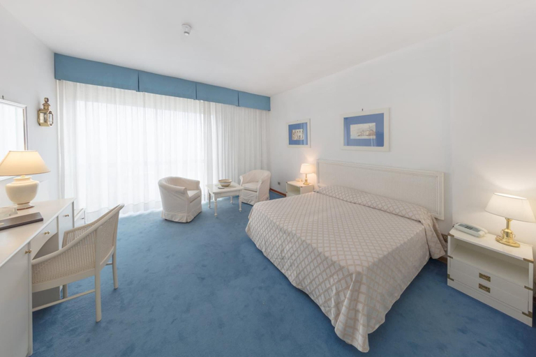 Bedroom 3, Hotel Numana Palace, Ancona