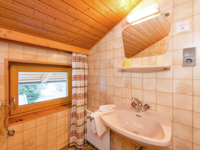 Bathroom 5, Cozy Apartment in Wald- Konigsleiten, Zell am See