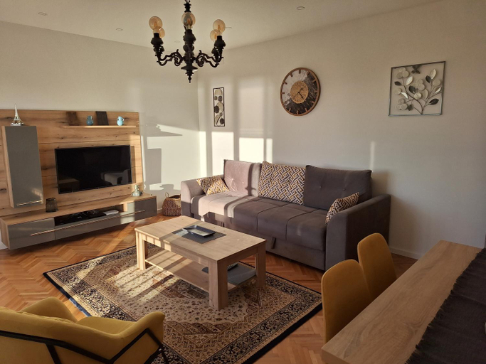 Others 2, Rudovic Apartments