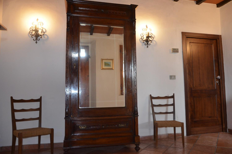 Others 2, Casa Anna, Siena