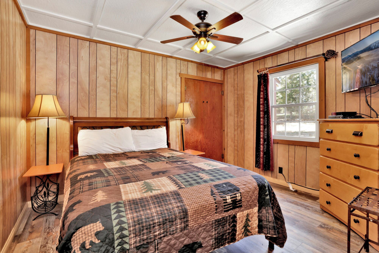 Bedroom 3, Frank's OLD Bear #149, San Bernardino