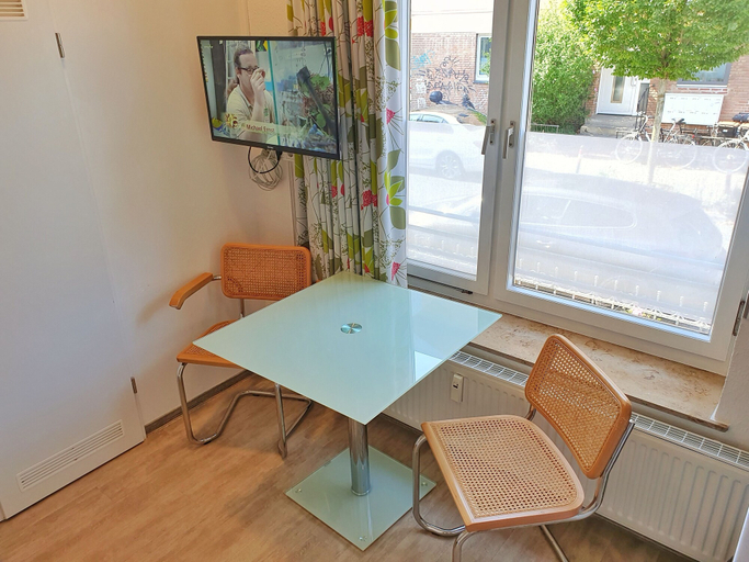 Dining Room 10