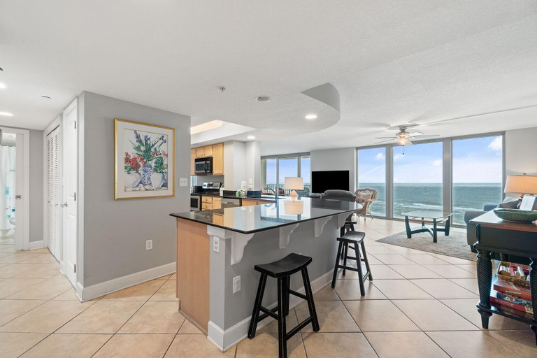 Food & Drinks, Perdido Towers East 801, Escambia